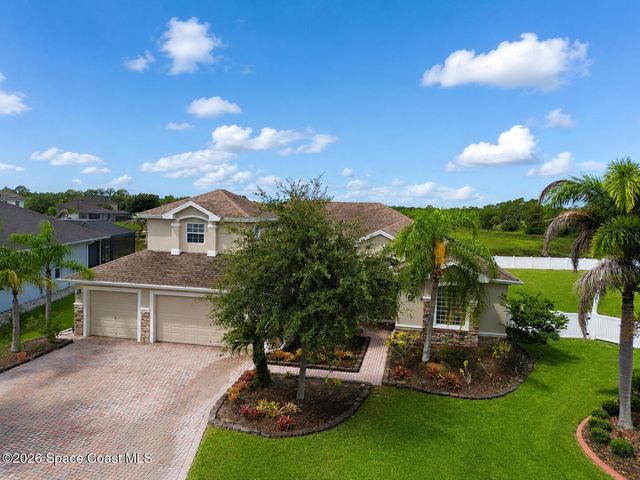197 Brandy Creek Circle SE, Palm Bay, FL 32909