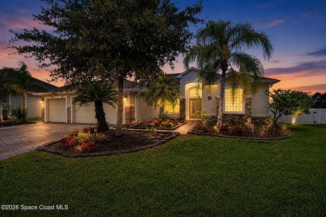 197 Brandy Creek Circle SE, Palm Bay, FL 32909