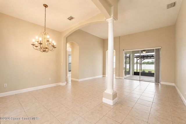 197 Brandy Creek Circle SE, Palm Bay, FL 32909