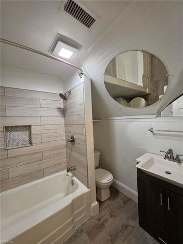 132 Orleans Cir Apt 3, Norfolk, VA 23509