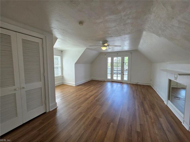 132 Orleans Cir Apt 3, Norfolk, VA 23509