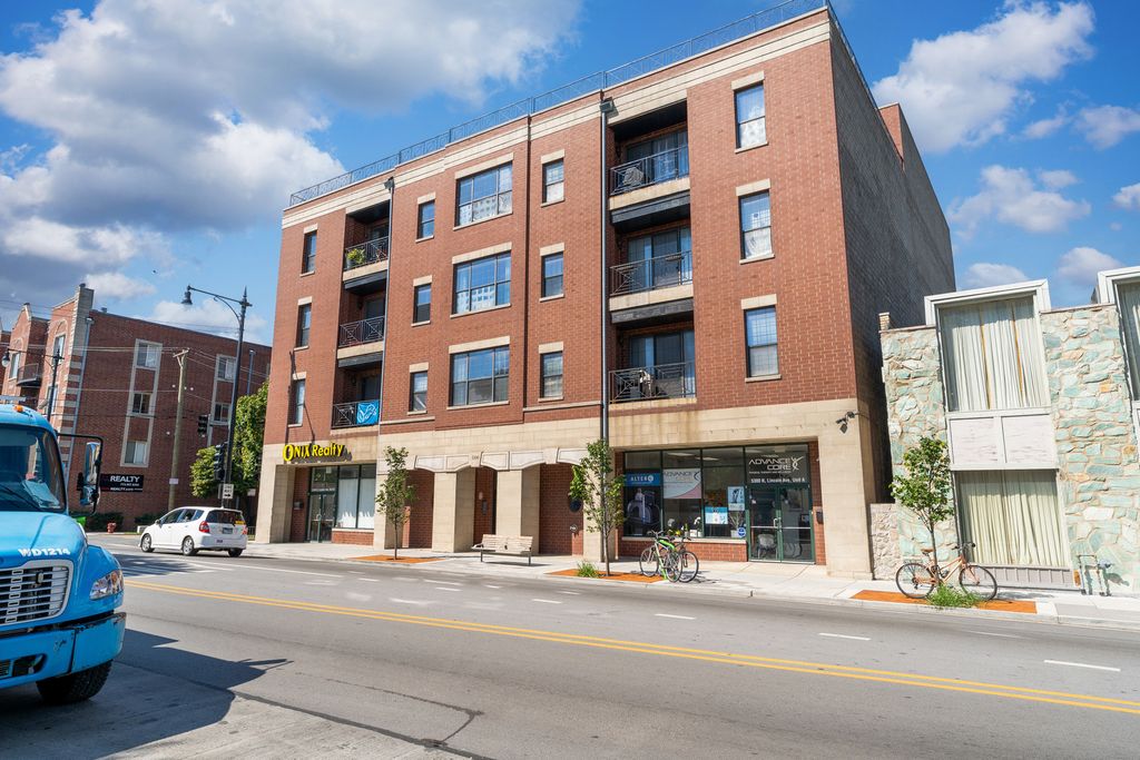 5300 N Lincoln Avenue 4B, Chicago, IL 60625