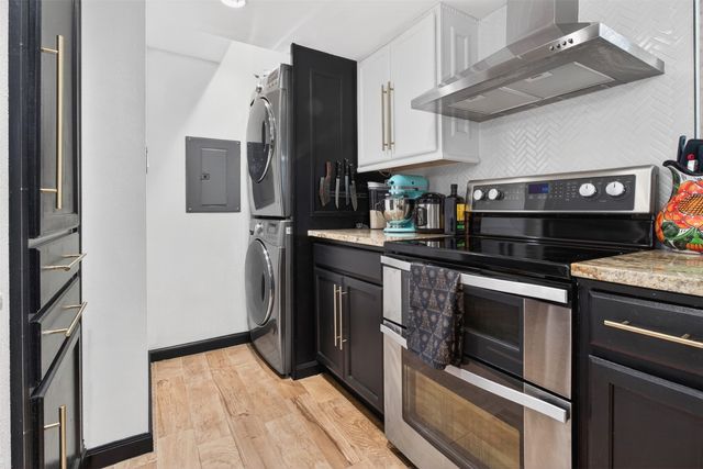 2702 Douglas Avenue 126, Dallas, TX 75219