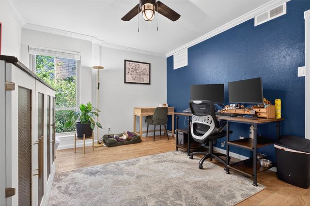 2702 Douglas Avenue 126, Dallas, TX 75219