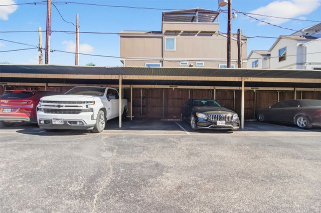 2702 Douglas Avenue 126, Dallas, TX 75219