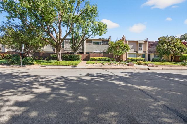 2702 Douglas Avenue 126, Dallas, TX 75219