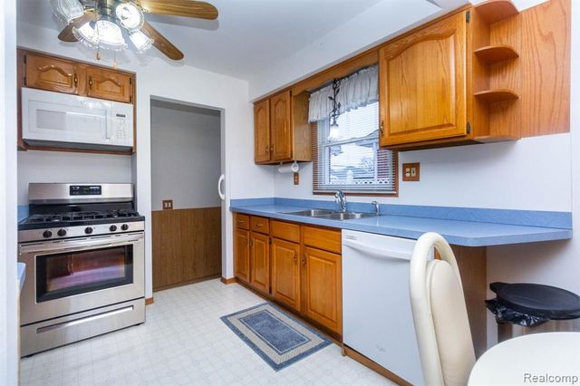 15234 Mulberry Street, Southgate, MI 48195