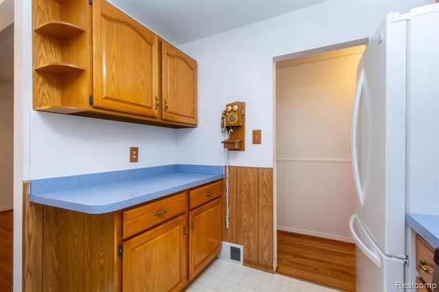 15234 Mulberry Street, Southgate, MI 48195