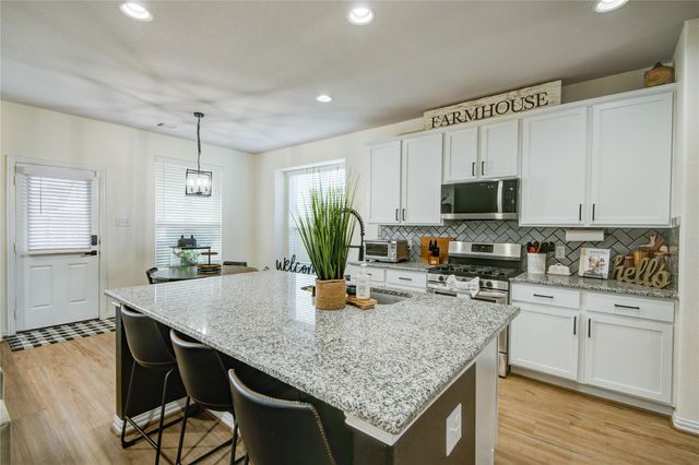 5312 Latigo Court, Alvin, TX 77511