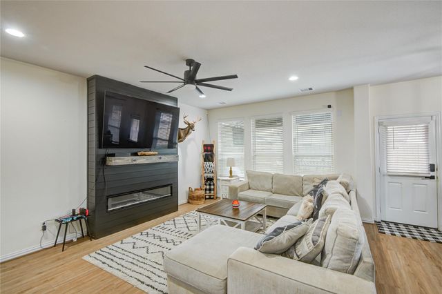 5312 Latigo Court, Alvin, TX 77511