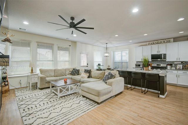 5312 Latigo Court, Alvin, TX 77511