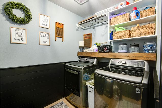 5312 Latigo Court, Alvin, TX 77511