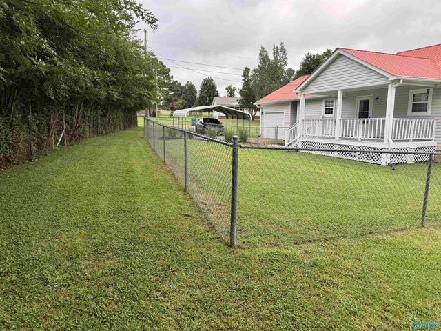 70 Damien Drive, Albertville, AL 35951