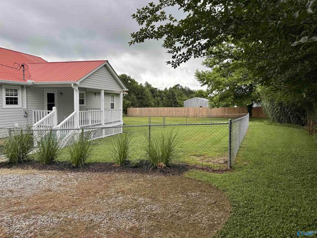 70 Damien Drive, Albertville, AL 35951