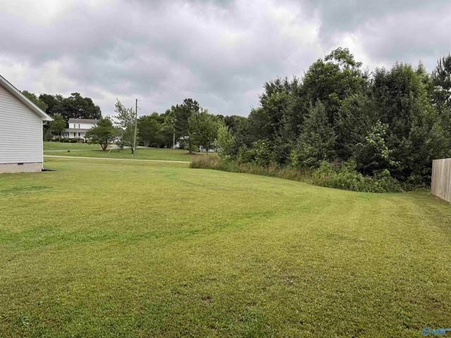 70 Damien Drive, Albertville, AL 35951