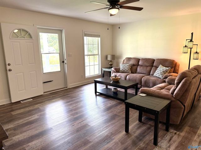 70 Damien Drive, Albertville, AL 35951