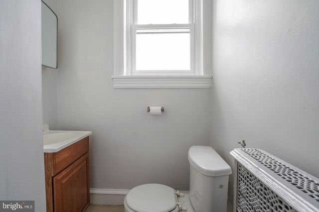 2011 E ALLEGHENY AVE, Philadelphia, PA 19134