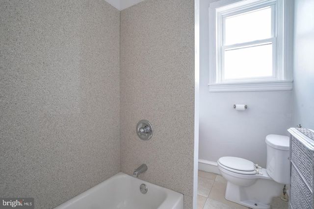 2011 E ALLEGHENY AVE, Philadelphia, PA 19134