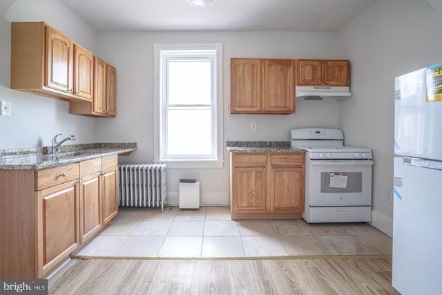 2011 E ALLEGHENY AVE, Philadelphia, PA 19134