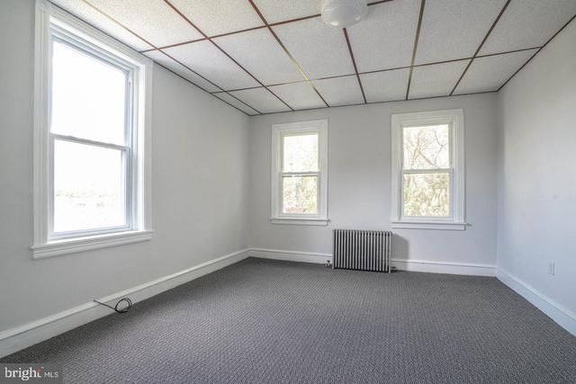 2011 E ALLEGHENY AVE, Philadelphia, PA 19134