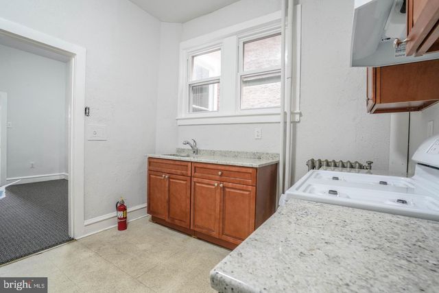 2011 E ALLEGHENY AVE, Philadelphia, PA 19134