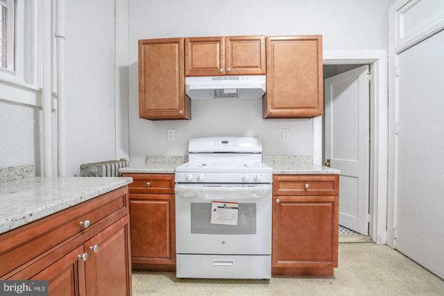 2011 E ALLEGHENY AVE, Philadelphia, PA 19134