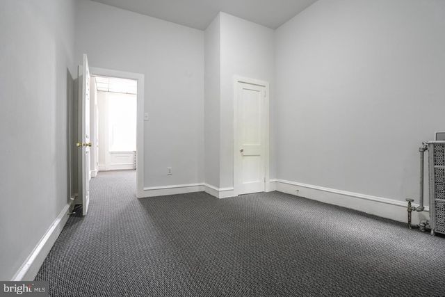 2011 E ALLEGHENY AVE, Philadelphia, PA 19134