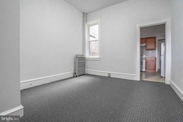 2011 E ALLEGHENY AVE, Philadelphia, PA 19134