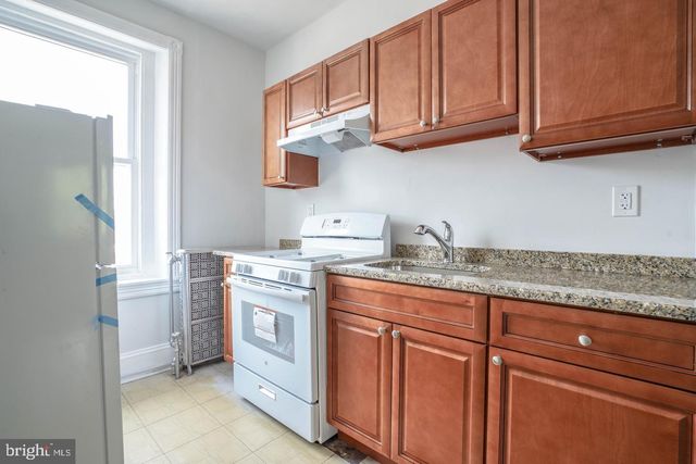 2011 E ALLEGHENY AVE, Philadelphia, PA 19134