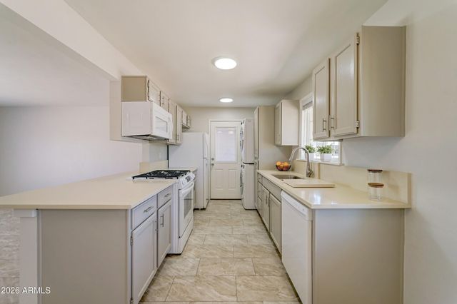 7001 E CYPRESS Street, Scottsdale, AZ 85257