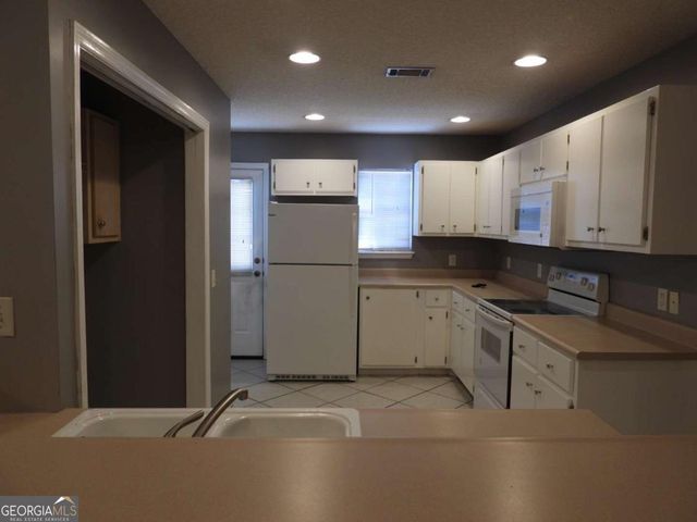 287 & 289 Windridge Drive, Brunswick, GA 31520