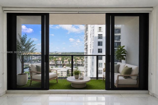2301 S Ocean Drive 1406, Hollywood, FL 33019