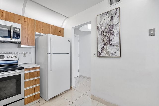 2301 S Ocean Drive 1406, Hollywood, FL 33019