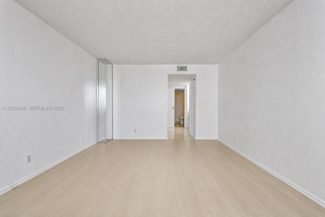 2301 S Ocean Drive 1406, Hollywood, FL 33019