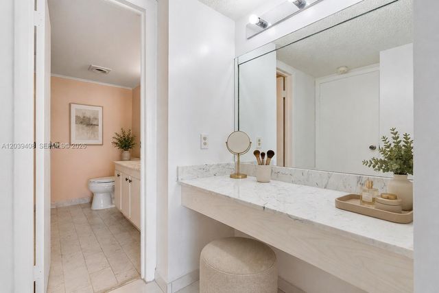 2301 S Ocean Drive 1406, Hollywood, FL 33019