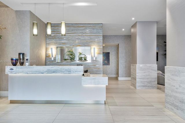 2301 S Ocean Drive 1406, Hollywood, FL 33019