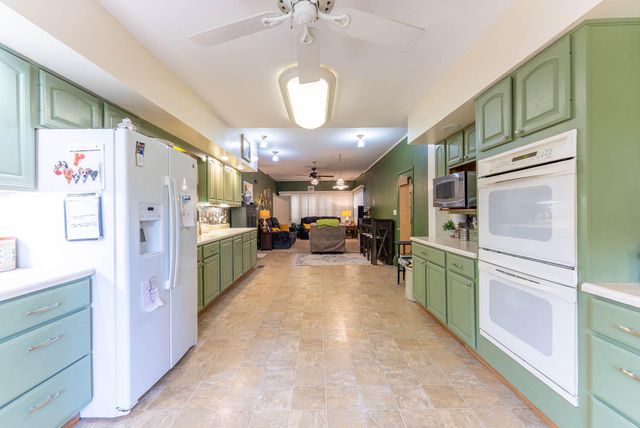 201 Hall Street, Alton, MO 65606