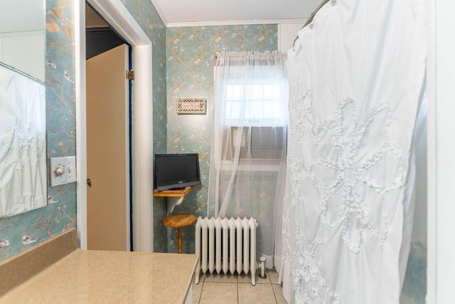 201 Hall Street, Alton, MO 65606