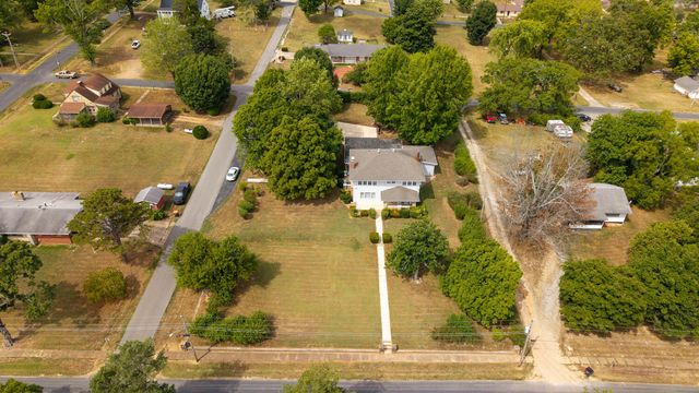 201 Hall Street, Alton, MO 65606