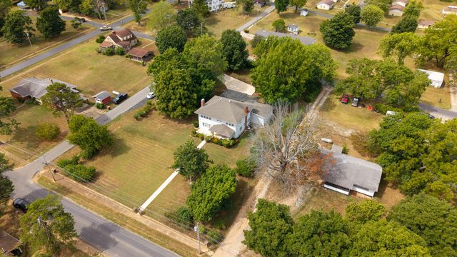 201 Hall Street, Alton, MO 65606