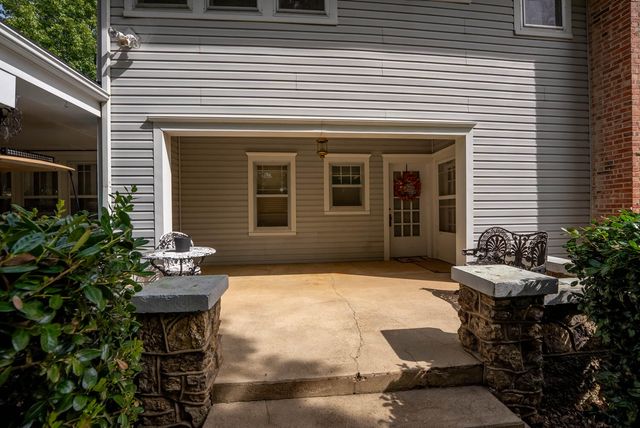 201 Hall Street, Alton, MO 65606