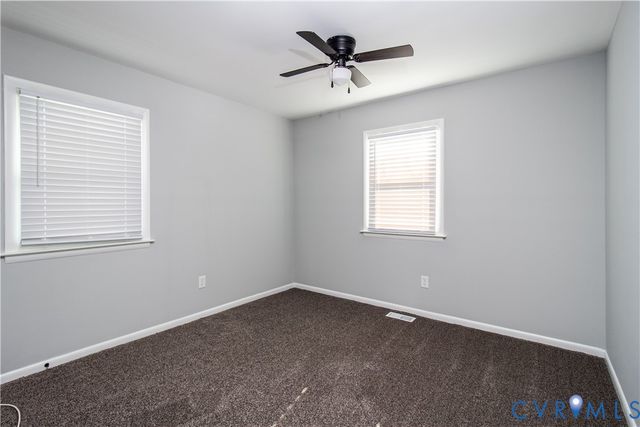 649 Bradford Ln, Petersburg, VA 23805