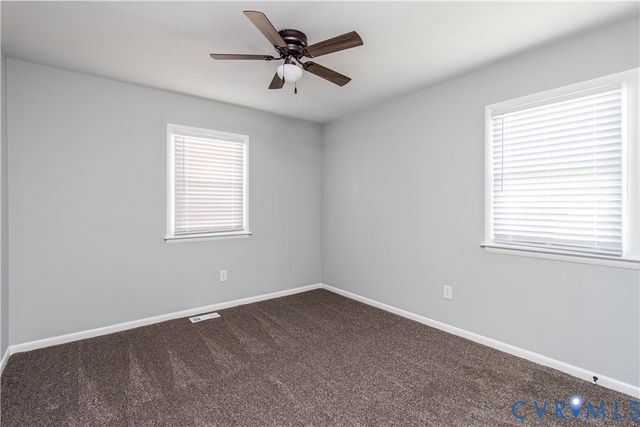 649 Bradford Ln, Petersburg, VA 23805