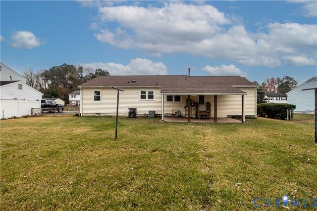 649 Bradford Ln, Petersburg, VA 23805