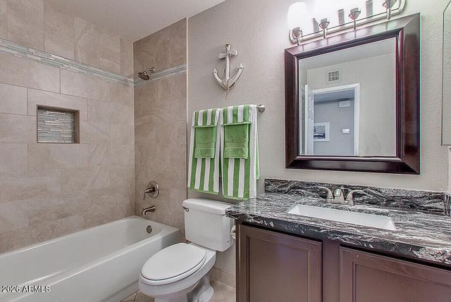 8701 E EDGEMONT Avenue, Scottsdale, AZ 85257