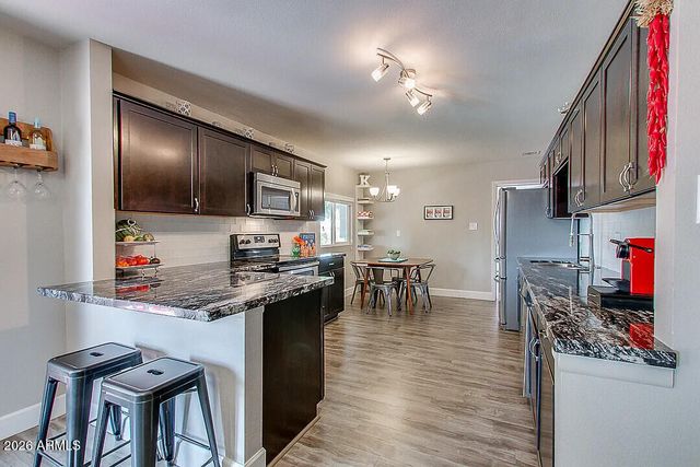 8701 E EDGEMONT Avenue, Scottsdale, AZ 85257