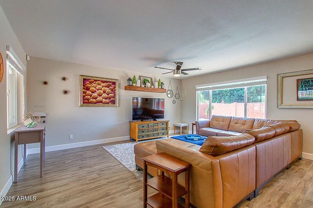 8701 E EDGEMONT Avenue, Scottsdale, AZ 85257