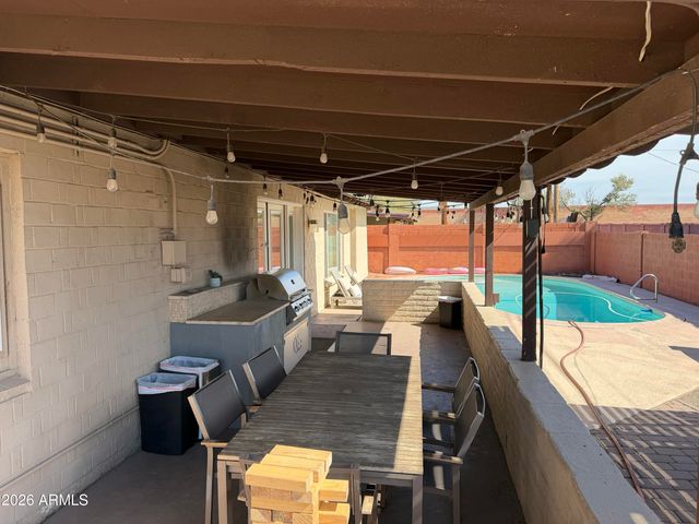 8701 E EDGEMONT Avenue, Scottsdale, AZ 85257