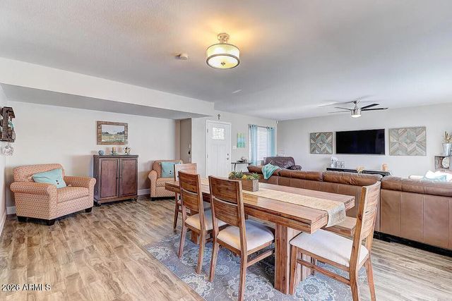 8701 E EDGEMONT Avenue, Scottsdale, AZ 85257