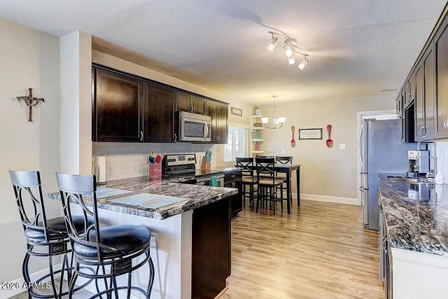 8701 E EDGEMONT Avenue, Scottsdale, AZ 85257